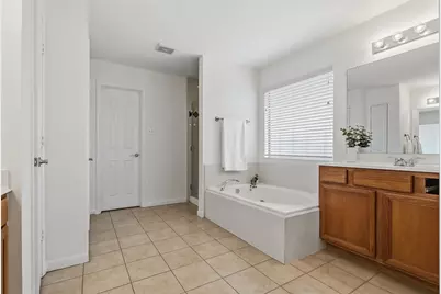 32014 Decker Oaks Drive, Pinehurst, TX 77362 - Photo 22