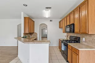 32014 Decker Oaks Dr, Pinehurst, TX 77362 - Photo 8