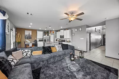 12312 Swae Lee Way, Houston, TX 77048 - Photo 16