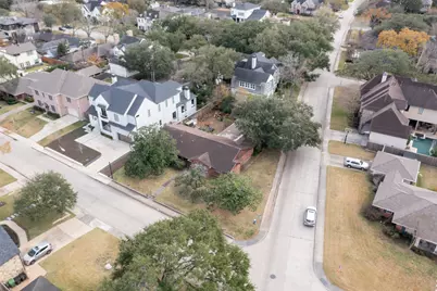 3647 Aberdeen Way, Houston, TX 77025 - Photo 6