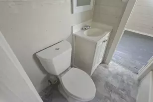 6909 Kittridge St, Houston, TX 77028 - Photo 10