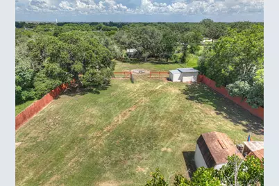 580 E Zipp Road, New Braunfels, TX 78130 - Photo 46