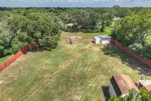 580 E Zipp Rd, New Braunfels, TX 78130 - Photo 46