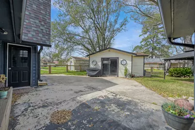 281 N Shady Oaks Drive, Point Blank, TX 77364 - Photo 32