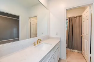 1601 Nantucket Dr, Houston, TX 77057 - Photo 24