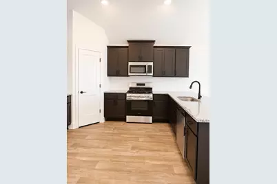 2100 Emerald Lake Trail, Dayton, TX 77535 - Photo 4