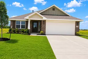 2100 Emerald Lk Trl, Dayton, TX 77535 - Photo 1