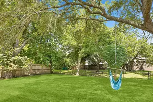 140 Pamellia Dr, Bellaire, TX 77401 - Photo 14