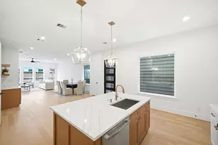 1434 Alexander St, Houston, TX 77008 - Photo 14