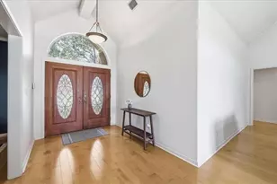 8135 Medinah Dr, Beaumont, TX 77707 - Photo 6
