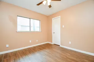 12011 Monument Valley Dr, Houston, TX 77067 - Photo 16