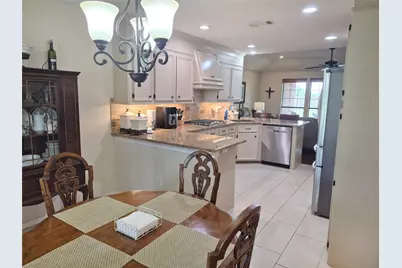 54 Zinnia Court, Lake Jackson, TX 77566 - Photo 4