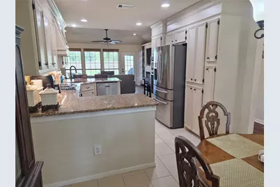 54 Zinnia Court, Lake Jackson, TX 77566 - Photo 6