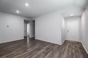 8603 River Crest Dr, Baytown, TX 77521 - Photo 12