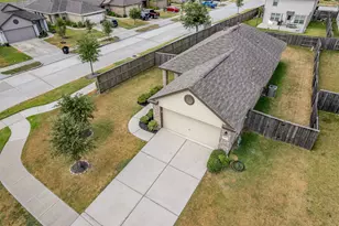 8603 River Crest Dr, Baytown, TX 77521 - Photo 6