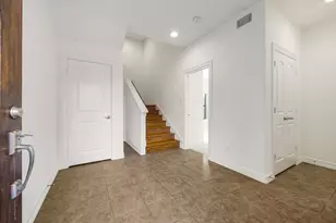 1146 Hempstead Villa Ln, Houston, TX 77008 - Photo 4
