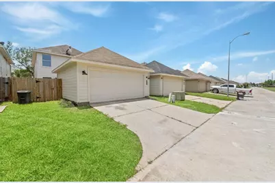 6310 Mountain Pines Lane, Katy, TX 77449 - Photo 32