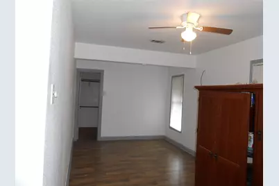 930 W 5th Street, Port Arthur, TX 77640 - Photo 8