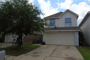 7131 Sedona Ct, Houston, TX 77083 - Photo 2