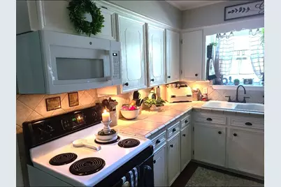 206 Heath Avenue, Madisonville, TX 77864 - Photo 4