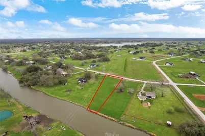 708 Winchester Trail, Angleton, TX 77515 - Photo 8