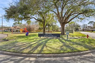 5330 Royal Oak Dr, Texas City, TX 77591 - Photo 22