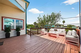 115 12th St, San Leon, TX 77539 - Photo 10