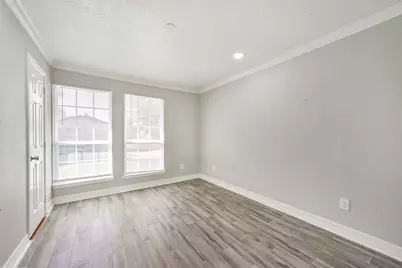 12812 Shannon Hills Drive, Houston, TX 77099 - Photo 18
