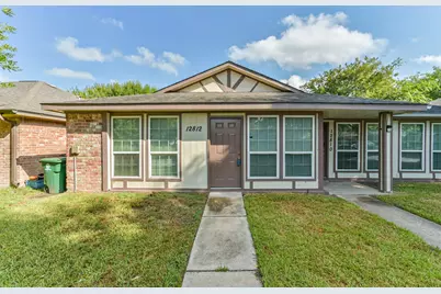 12812 Shannon Hills Drive, Houston, TX 77099 - Photo 2