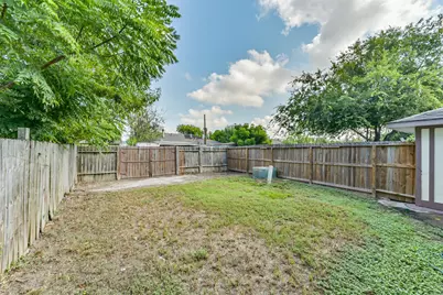 12812 Shannon Hills Drive, Houston, TX 77099 - Photo 28