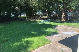3022 Tarpey Ave, Texas City, TX 77590 - Photo 16