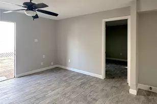 6832 Avenue I, South Houston, TX 77011 - Photo 2