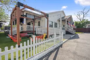 1118 W 25th St, Houston, TX 77008 - Photo 32