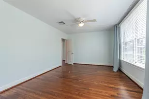 1413 Tremont St, Galveston, TX 77550 - Photo 14