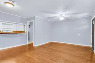 1517 Oakview St, Bryan, TX 77802 - Photo 4