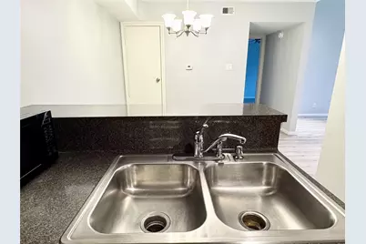 700 Thicket Lane #406, Houston, TX 77079 - Photo 10