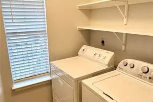 700 Thicket Ln, Houston, TX 77079 - Photo 16