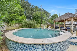 3807 Avenue R, Galveston, TX 77550 - Photo 34