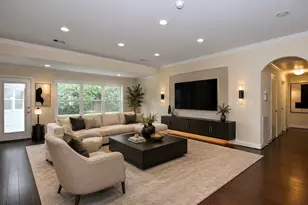 1007 Blue Willow Dr, Houston, TX 77042 - Photo 10