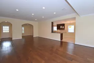 1007 Blue Willow Dr, Houston, TX 77042 - Photo 14