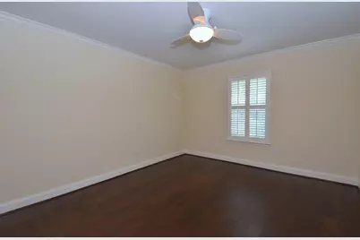 1007 Blue Willow Drive, Houston, TX 77042 - Photo 34