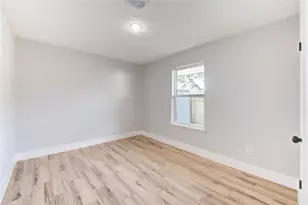 847 Seamaster Dr, Houston, TX 77062 - Photo 34