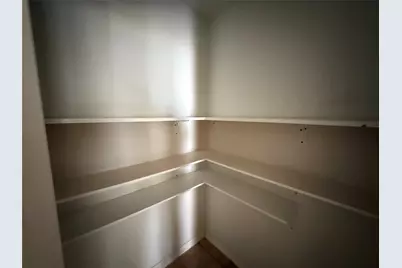 311 Kansas Street, Bacliff, TX 77518 - Photo 4