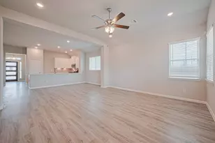 2123 Spring Hollow Dr, Baytown, TX 77521 - Photo 14