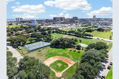 [Address not provided], Galveston, TX 77550 - Photo 38