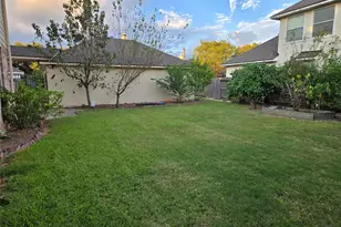 11015 Sporting Hill Ln, Sugar Land, TX 77498 - Photo 10