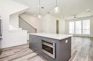 11119 Savannah Woods Ln, Houston, TX 77043 - Photo 14