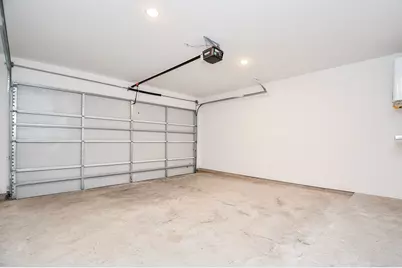 11119 Savannah Woods Lane, Houston, TX 77043 - Photo 32