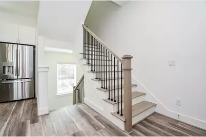 11119 Savannah Woods Lane, Houston, TX 77043 - Photo 10