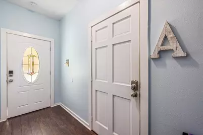 1904 Avenue N, Galveston, TX 77550 - Photo 4